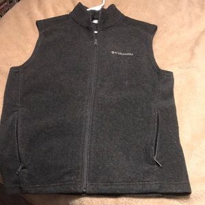 Men’s Columbia vest